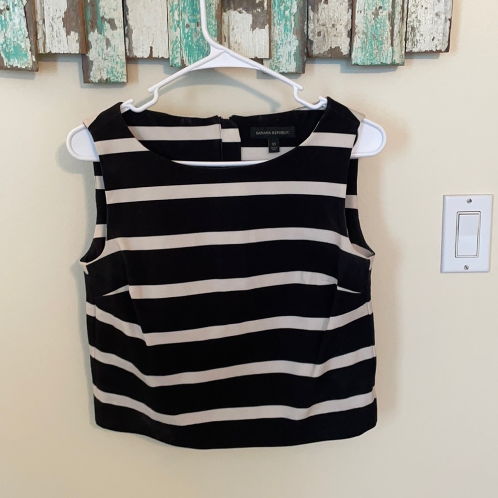 Banana Republic sleeveless top